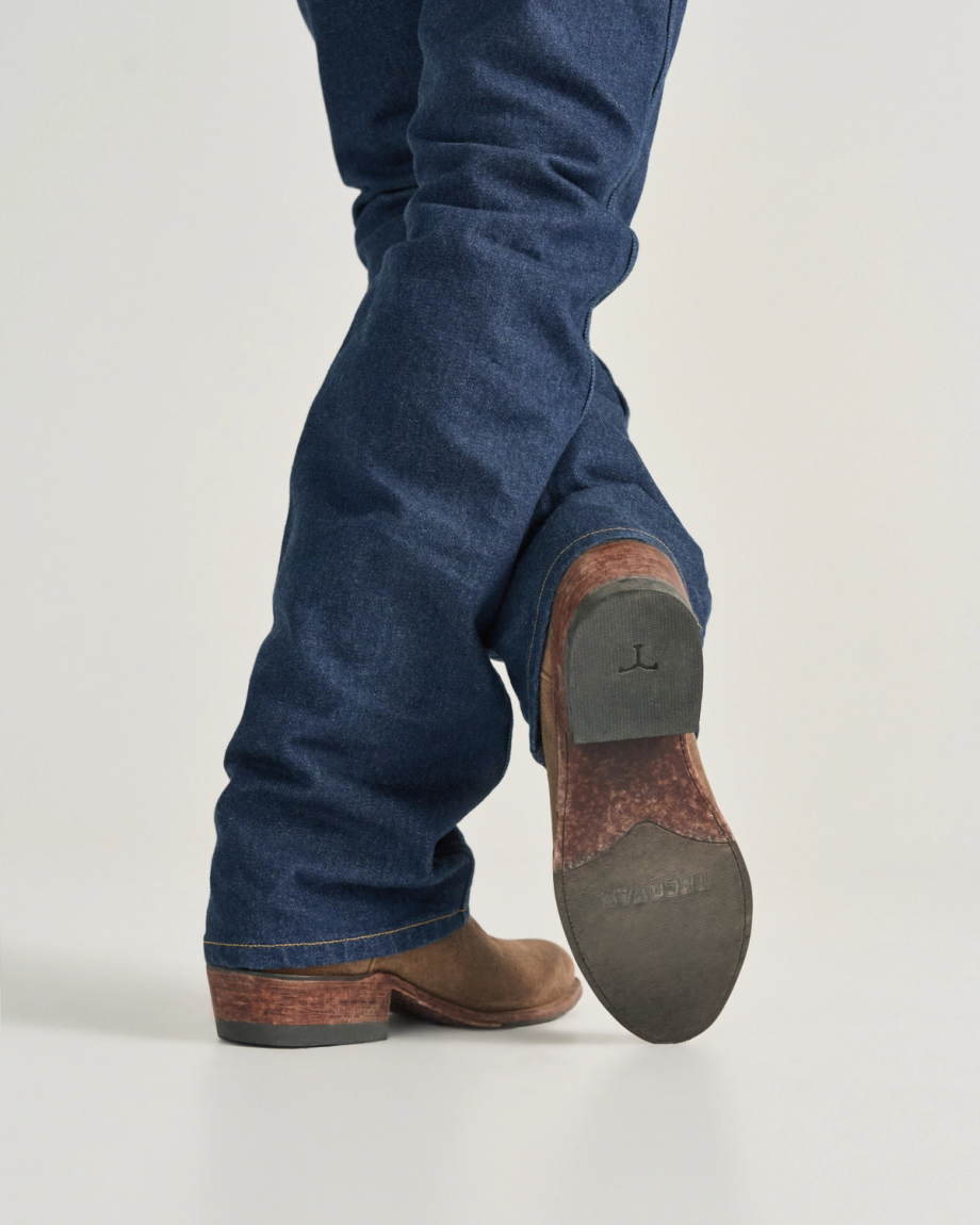 The Johnny - Image 14