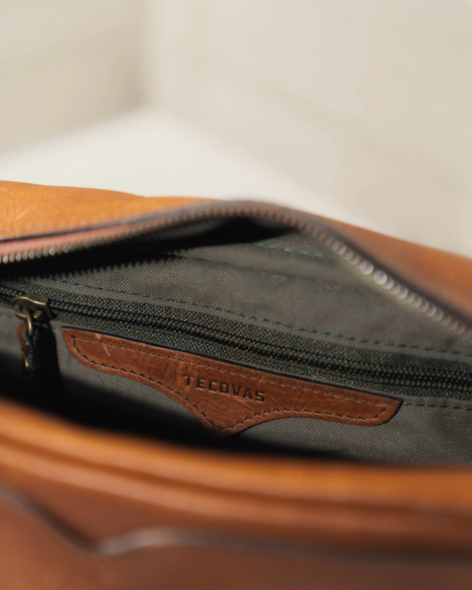 Bartlett Travel Kit - Image 3