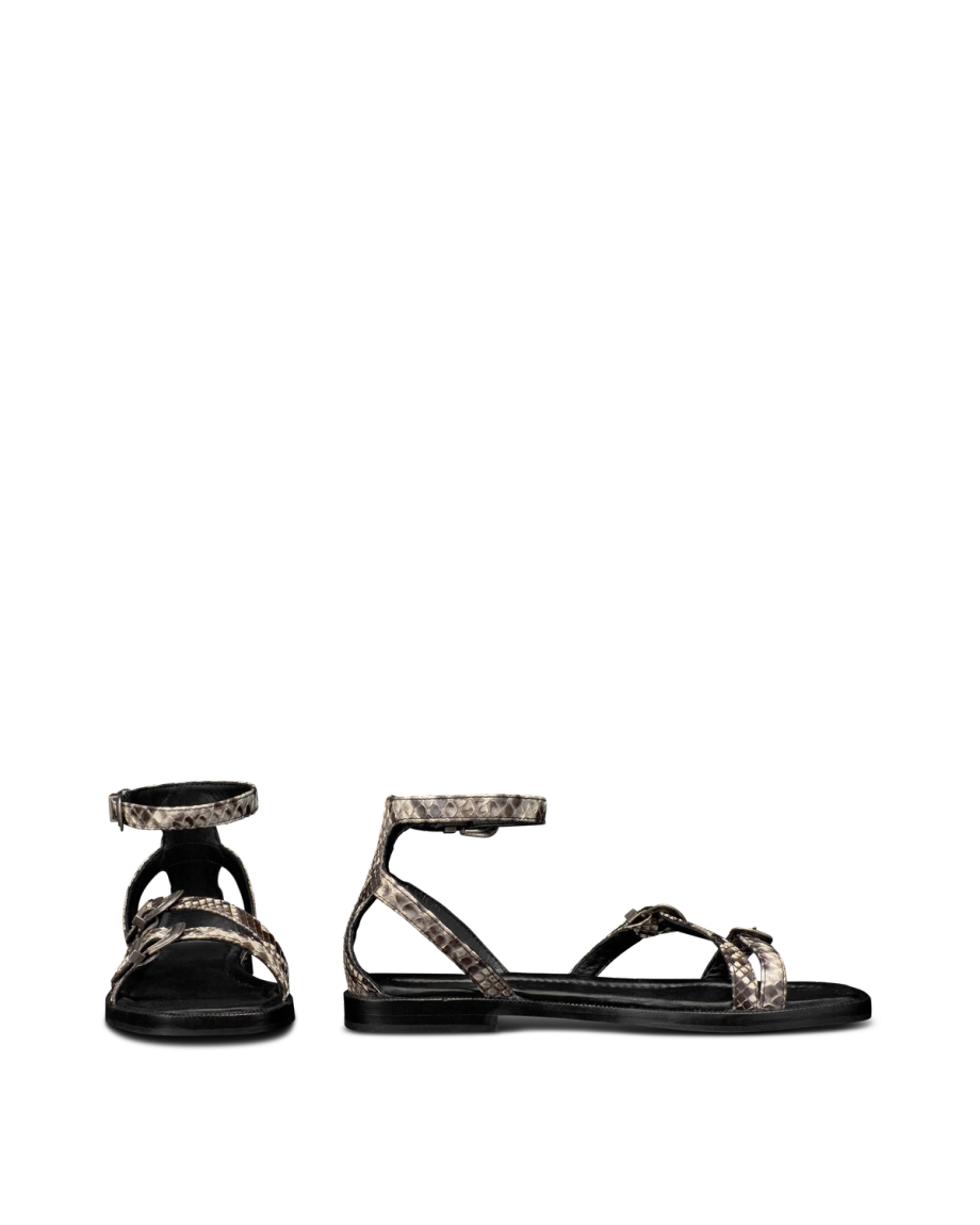 The Blakely - Image 20