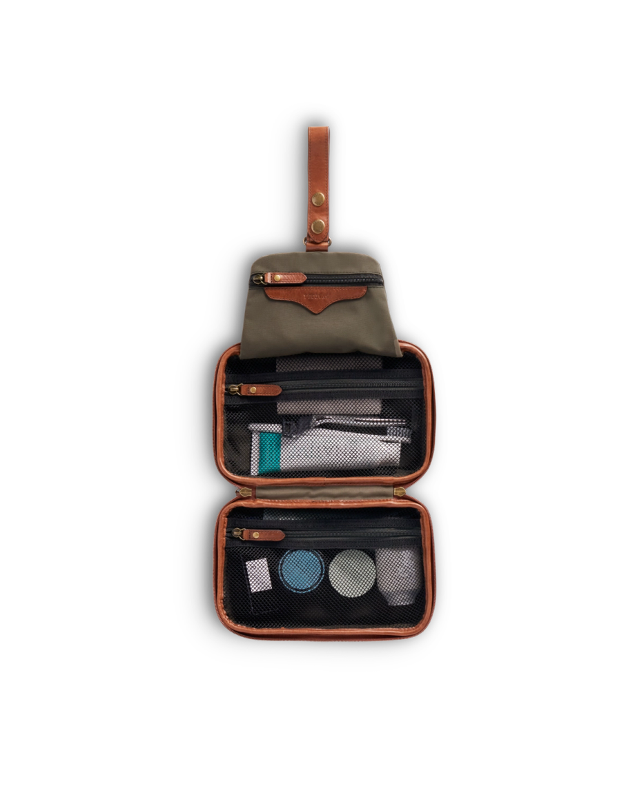 Bartlett Hanging Travel Kit - Image 2