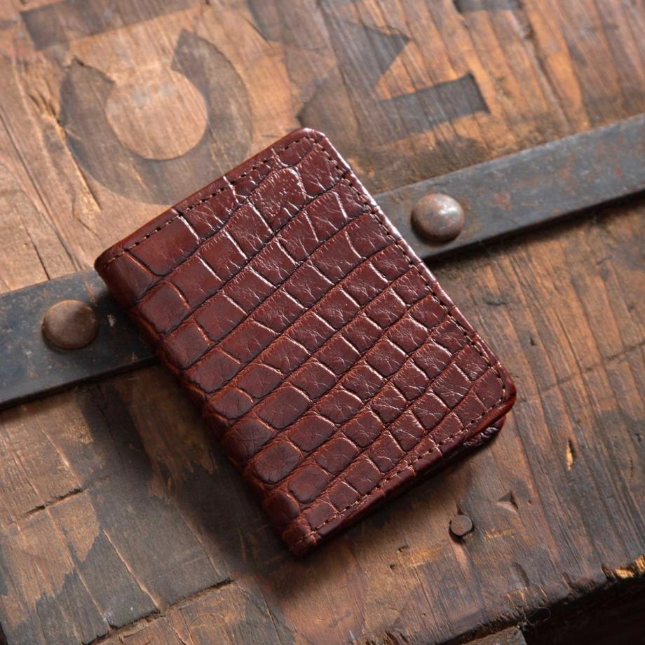 Alligator Bifold Card Case - Image 2